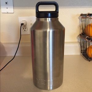 64oz Yeti